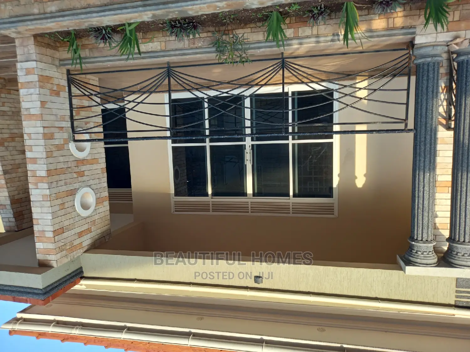 Furnished 4bdrm House in Kira Corporate for sale