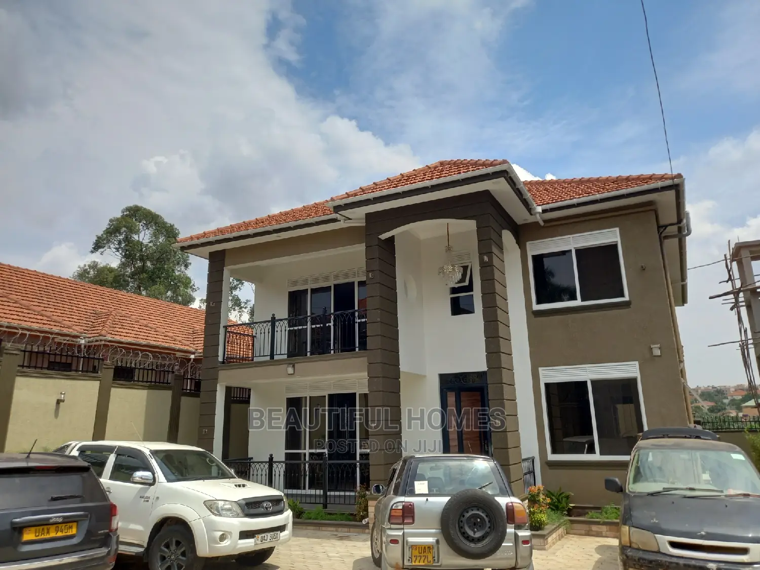 Furnished 5bdrm Duplex in Najjera, Central Division for sale