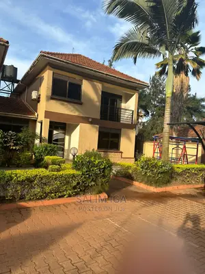 4bdrm Townhouse / Terrace in Kololo Property, Central Division
