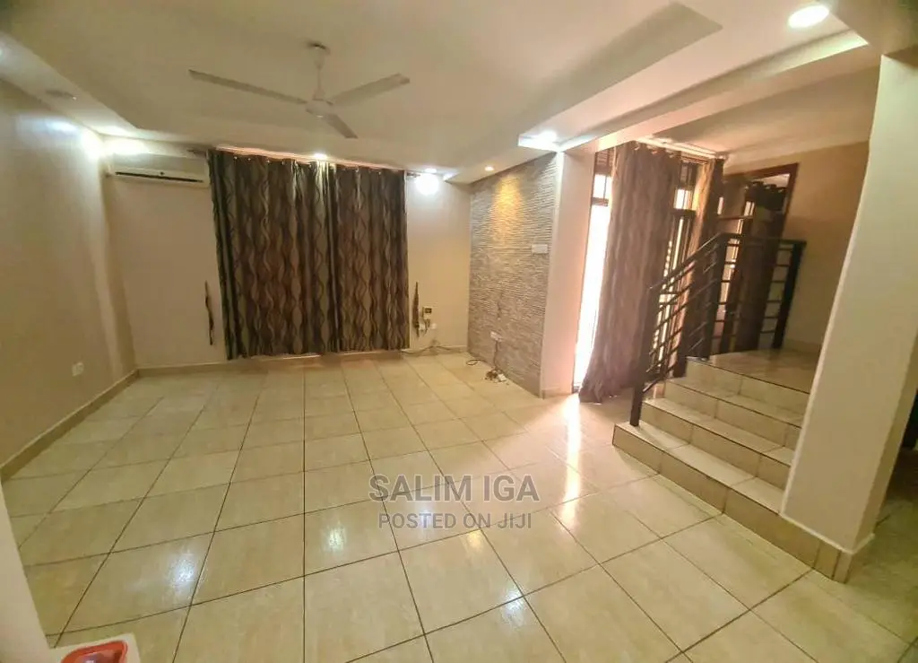 4bdrm Townhouse / Terrace in Kololo Property, Central Division