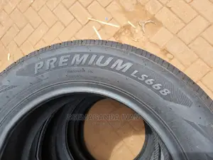 225/65r17 Premium Tires