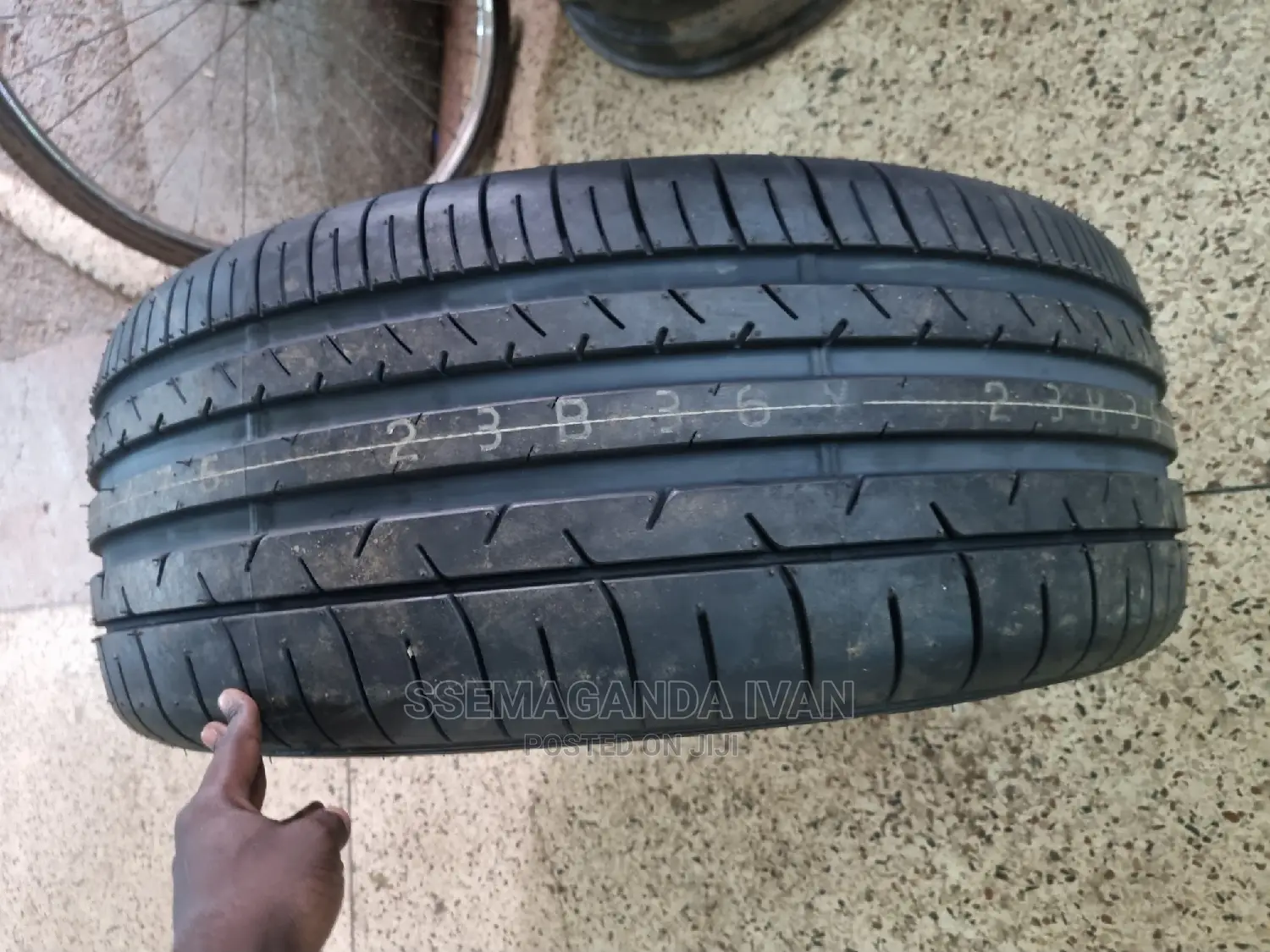 275/50r20 Dunlop Made in Japan