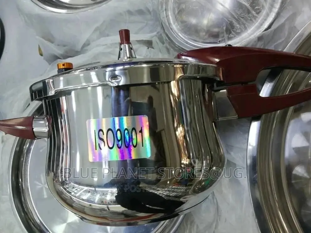 HALLA 5.5litres Ordinary Pressure Cookers \\ STAINLESS STEEL