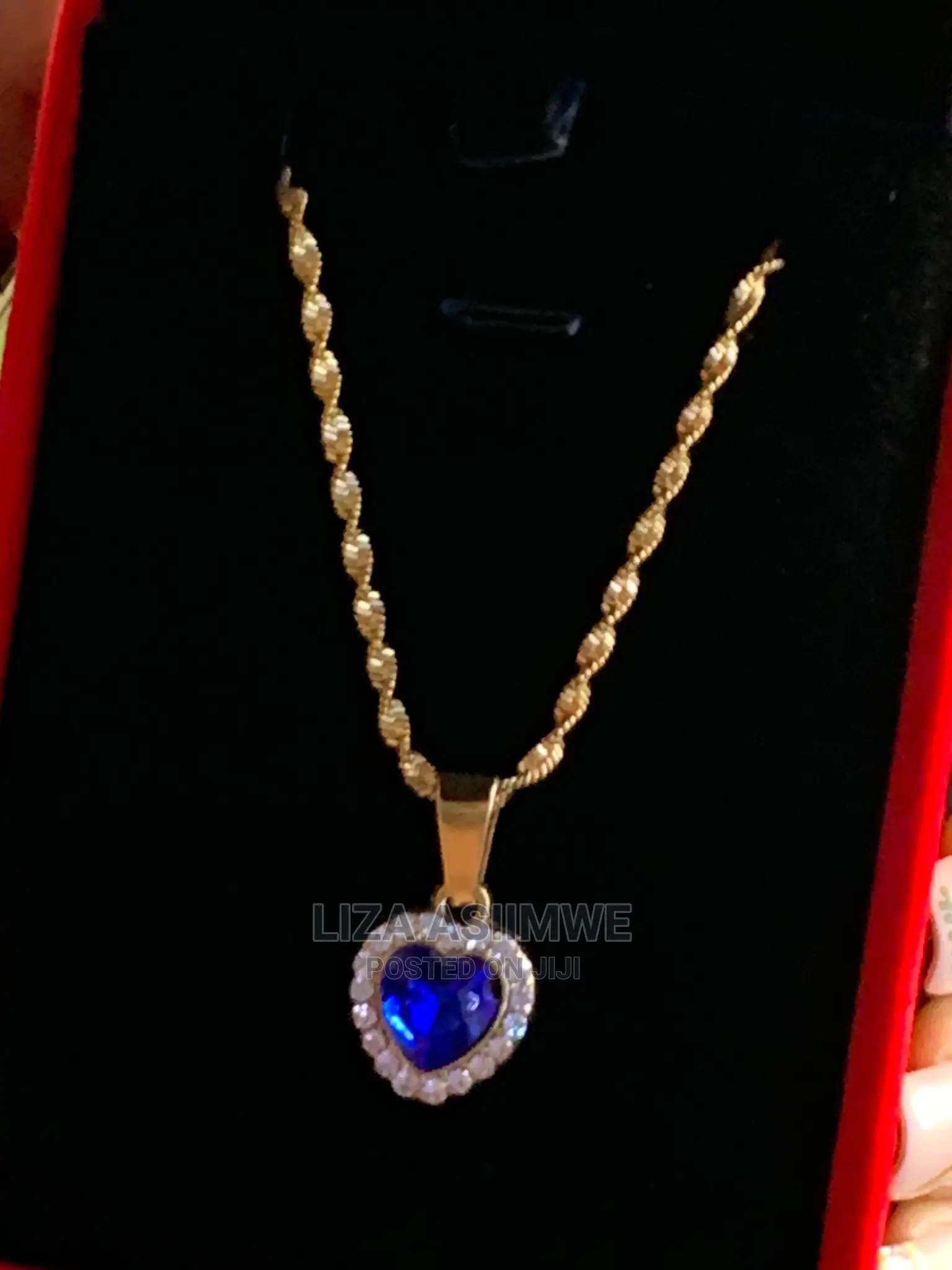 Simple Lady’S Necklaces Available With A