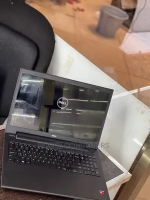 New Laptop Dell Inspiron 15 3000 4GB Intel Core I3 HDD 500GB