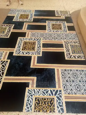 Original Wool Center Carpets .Large.1.7mx 2metres.( Brown)