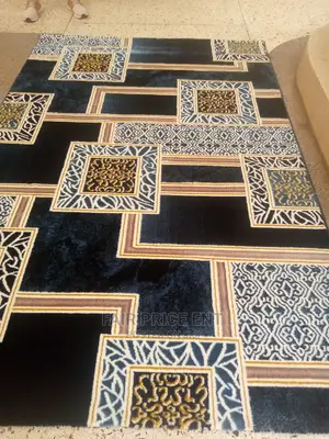 Original Wool Center Carpets .Large.1.7mx 2metres.( Brown)