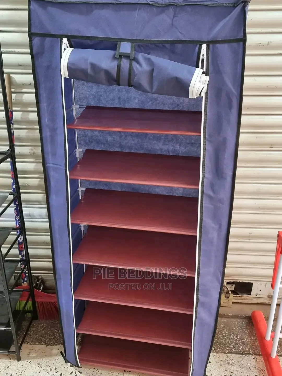 Single Column Metallic Shoe Rack