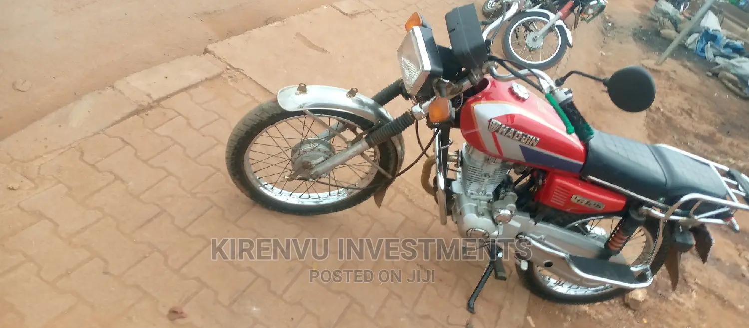 Senke SK125 2000 Red