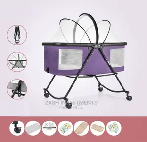 2 in 1 Rocking Bassinet/Crib for New Born Baby