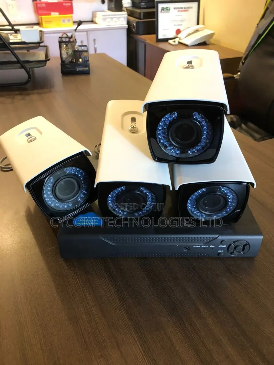 Cameras 4 PCS With DVR