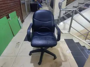 Fantastic Short Back Office