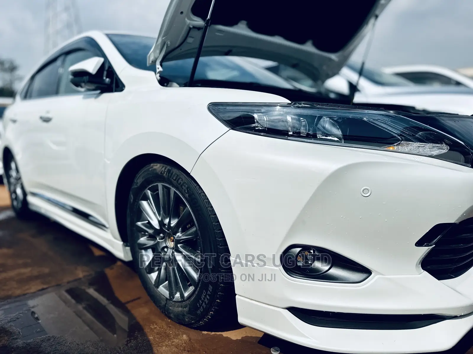 Toyota Harrier 2.0 2015 Off white