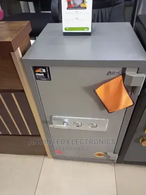 Safe Cash Box