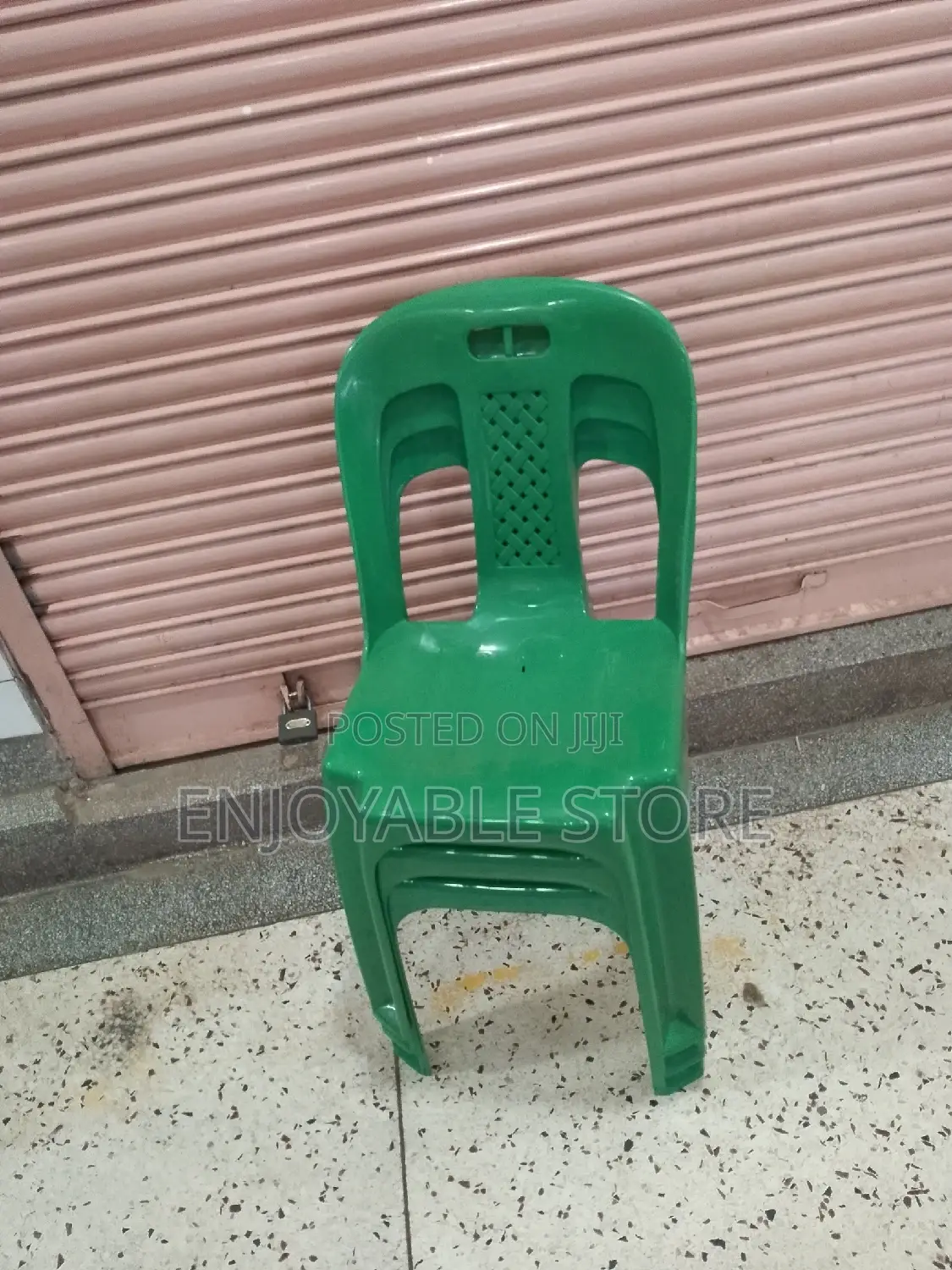 Plastic Chairs Armless