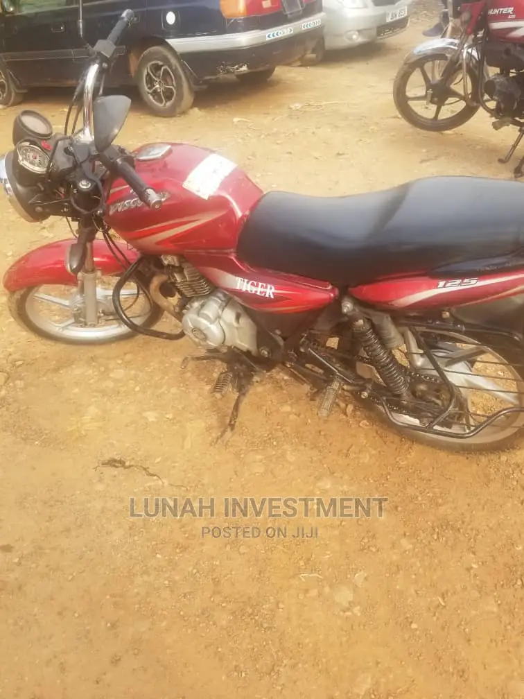 Mahindra Centuro 2022 Brown