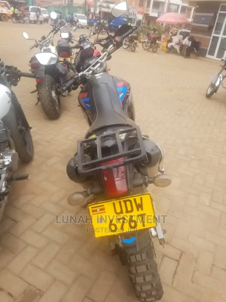 Honda VF 2020 Black