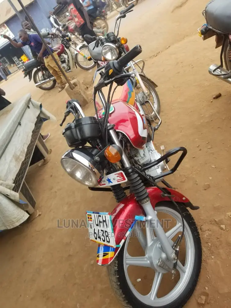 TVS HLX 125 2022 Red
