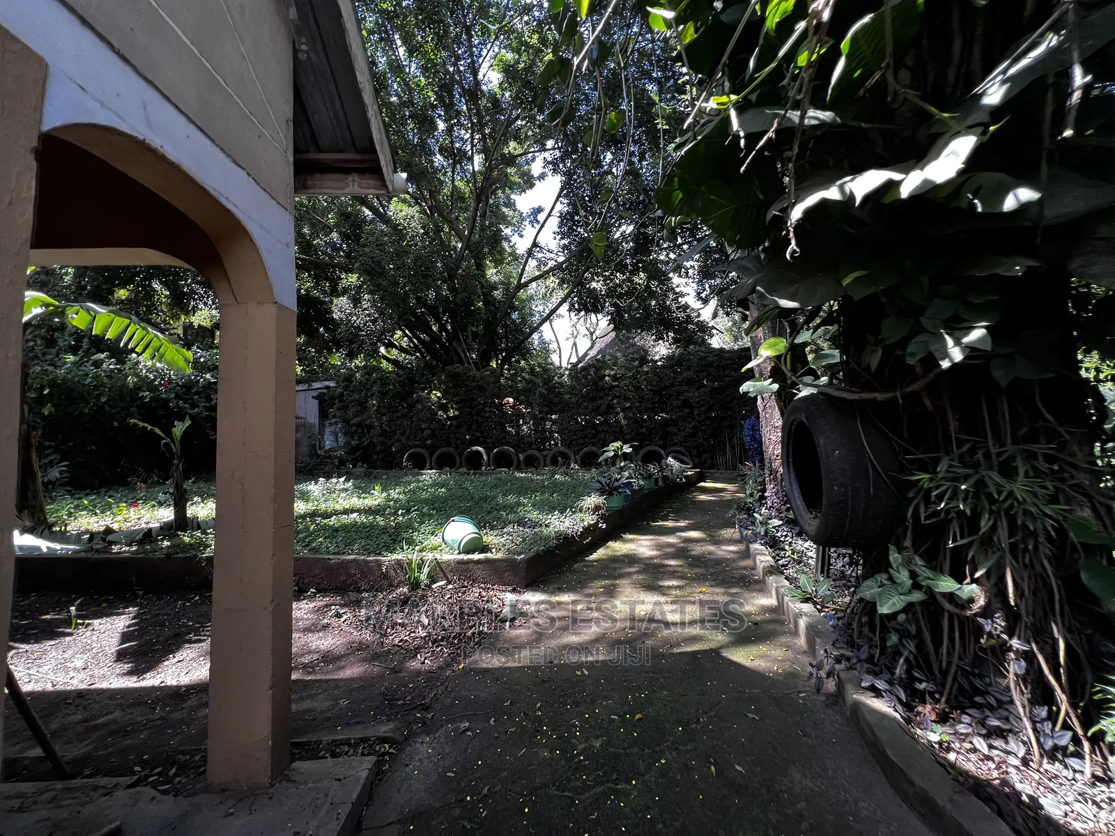 8bdrm Mansion in Nakasero, Central Division for sale