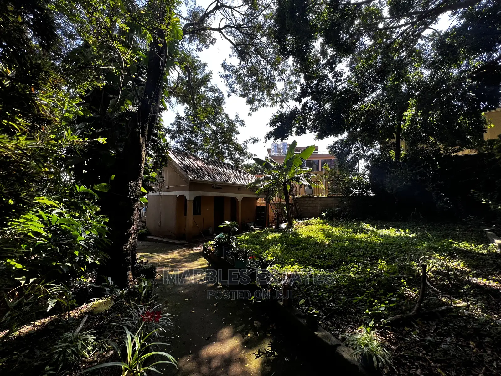 8bdrm Mansion in Nakasero, Central Division for sale