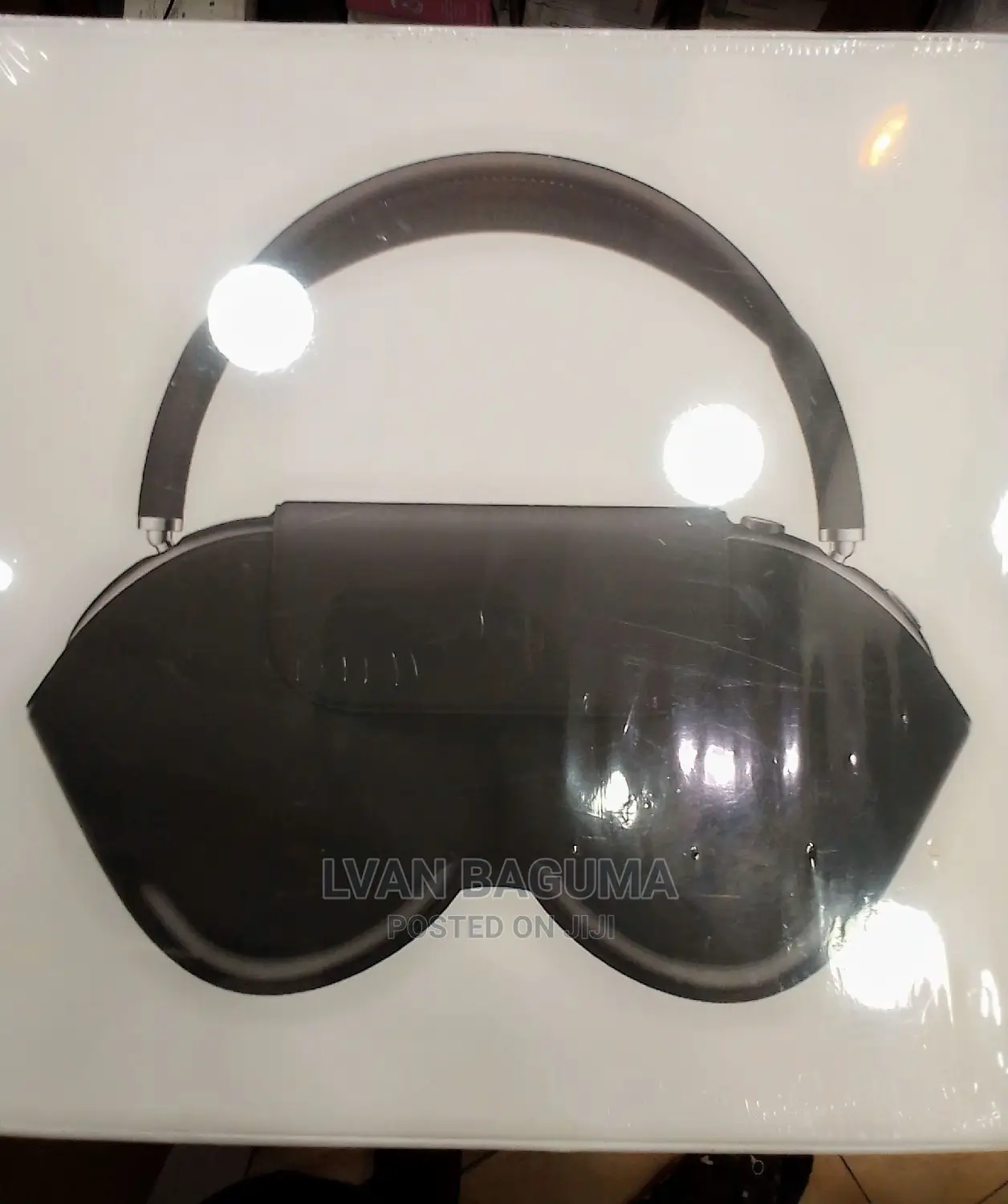 Apple Airpod Max Headphones