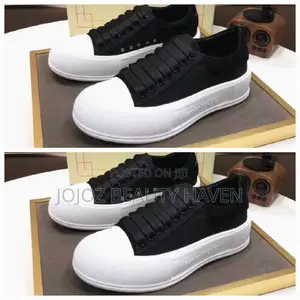 Alexander McQueen Sneakers