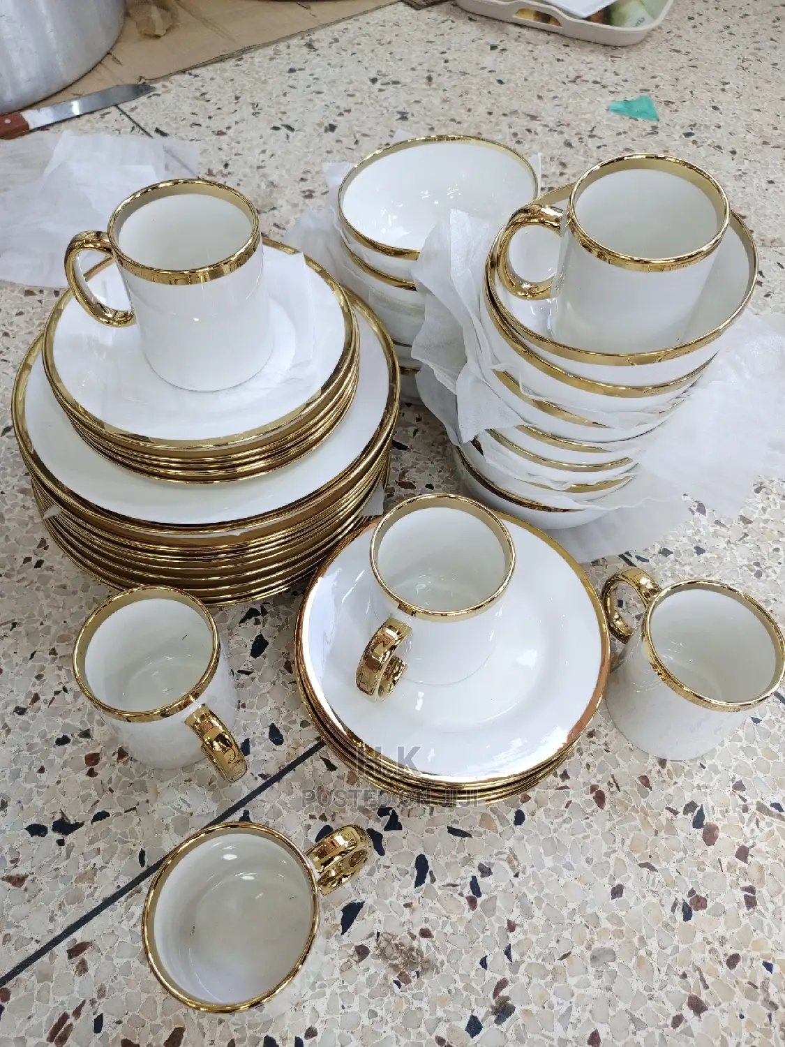Dinner Set of 24pcs