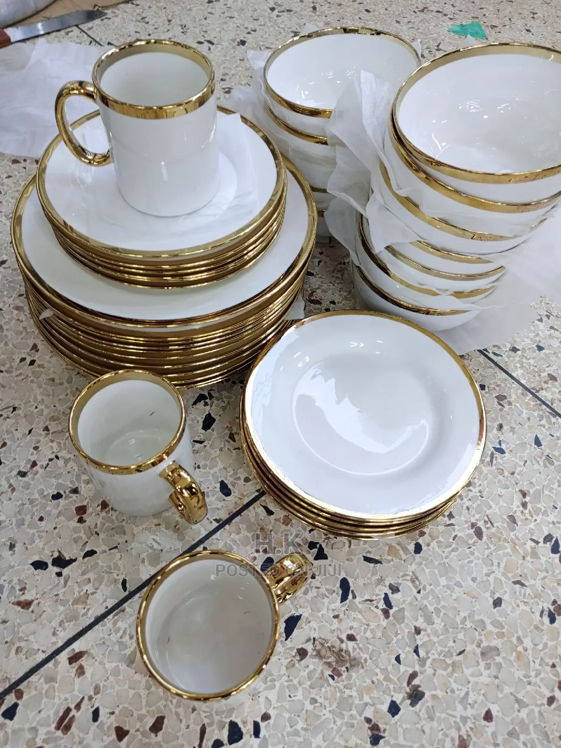 Dinner Set of 24pcs