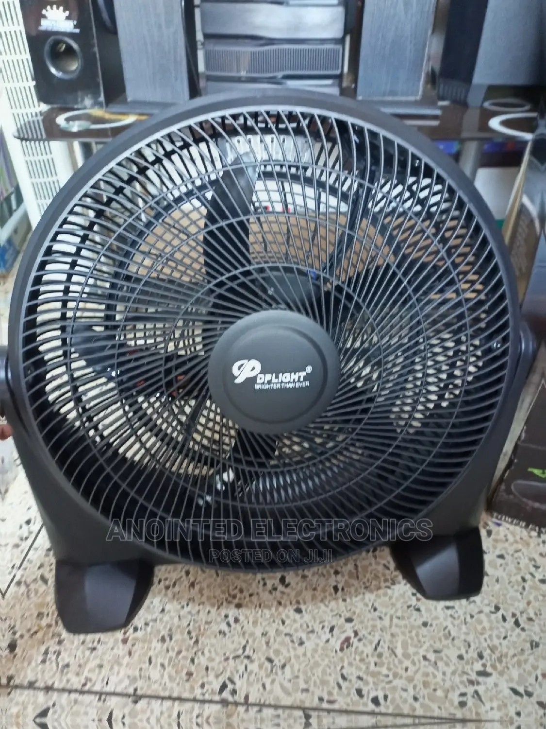 Table Black Fan