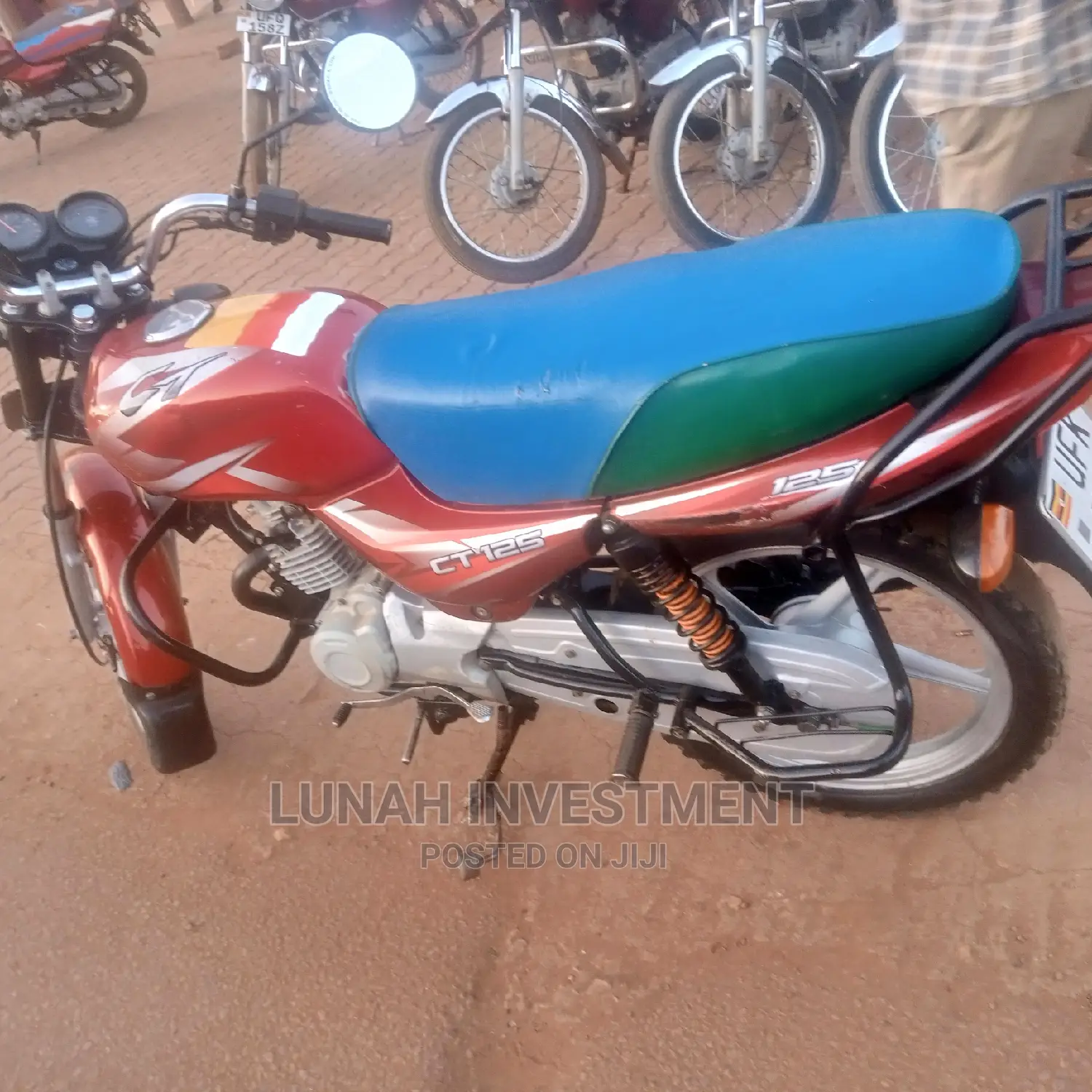 Bajaj CT 110X 2022 Red