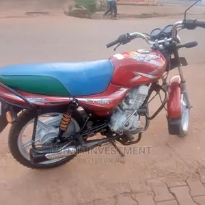 Bajaj CT 110X 2022 Red