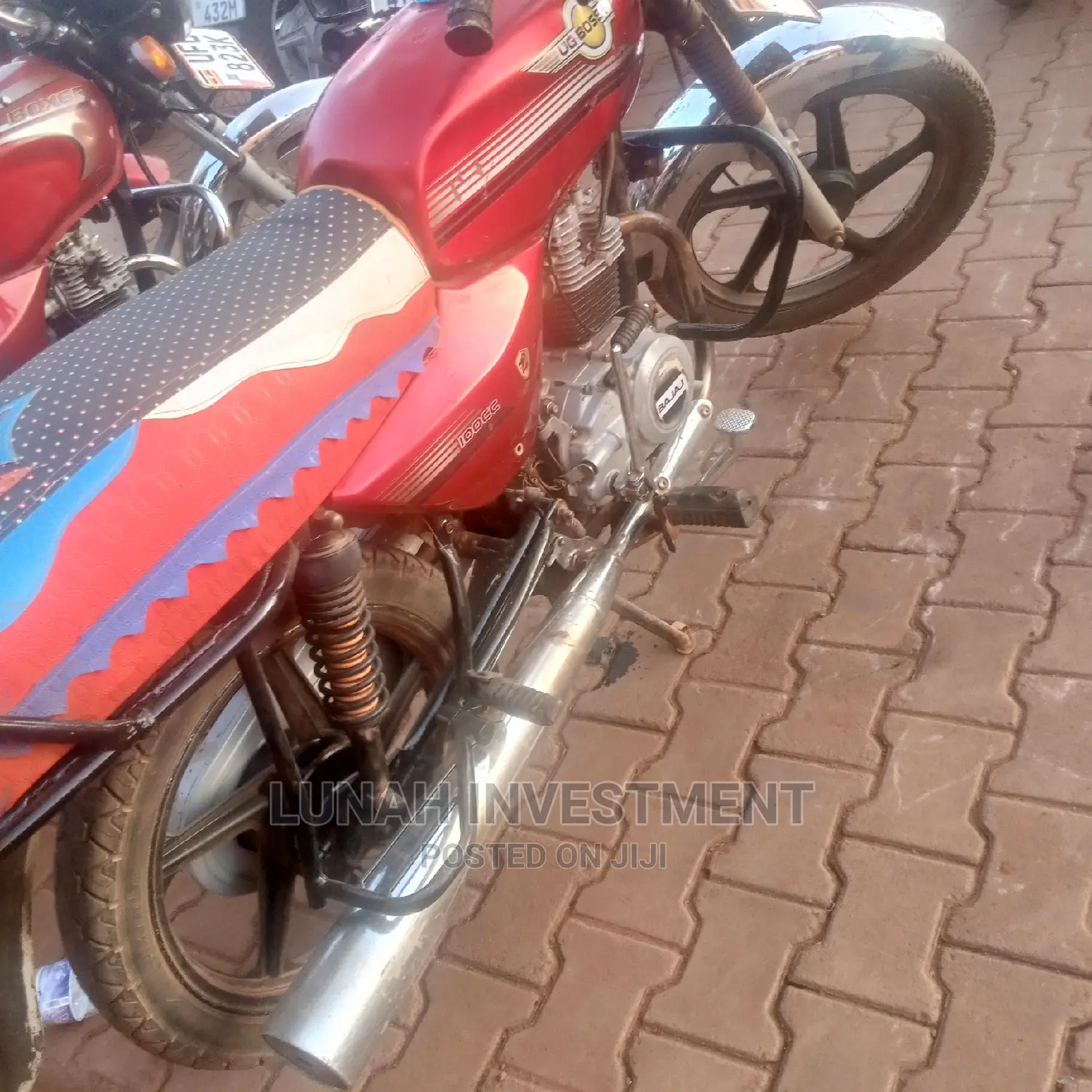 Bajaj Boxer BM100ES 2020 Red