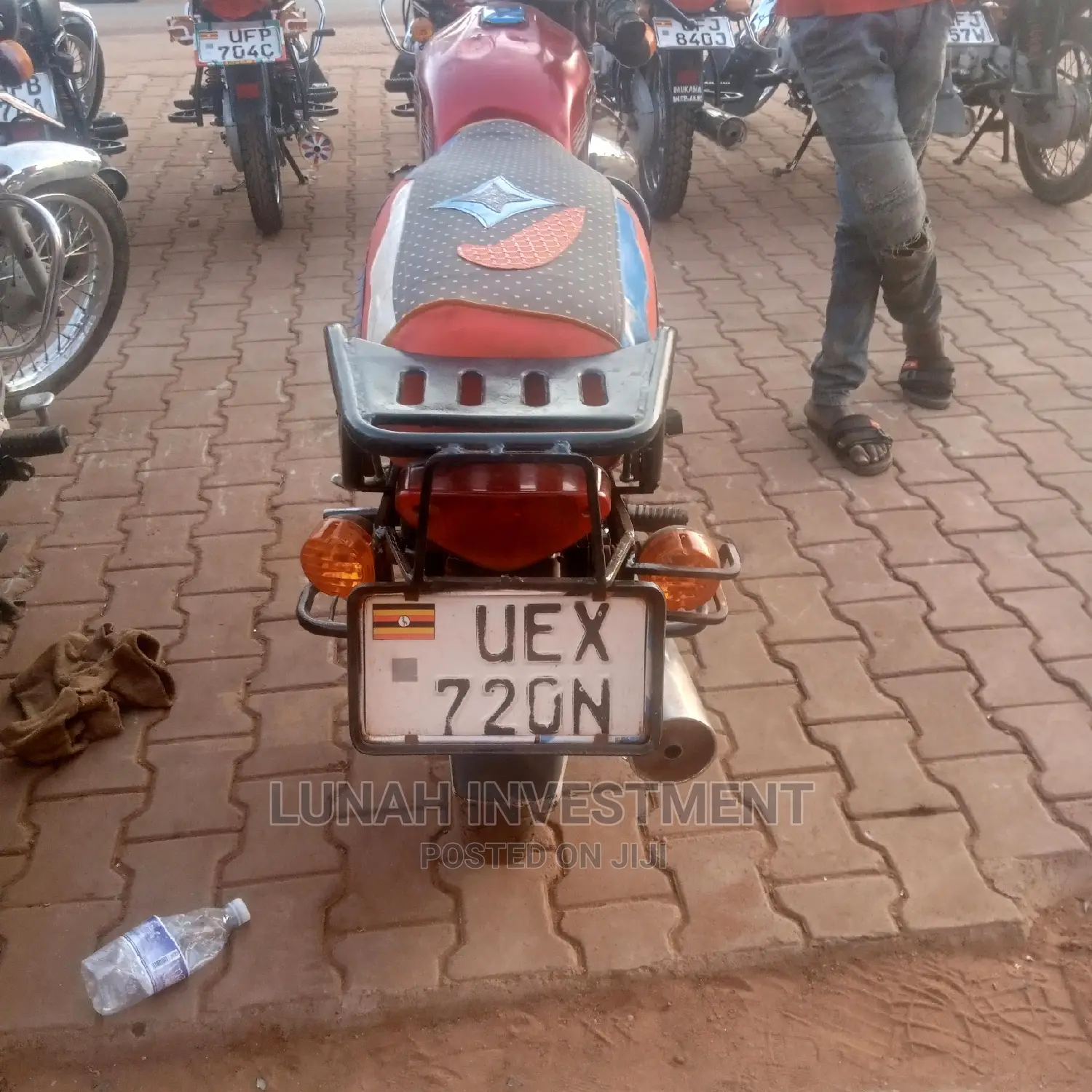 Bajaj Boxer BM100ES 2020 Red