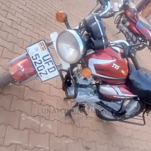 TVS HLX 125 2021 Red