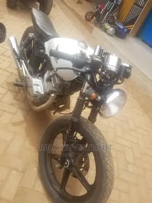 Honda RC51 2020 Gray