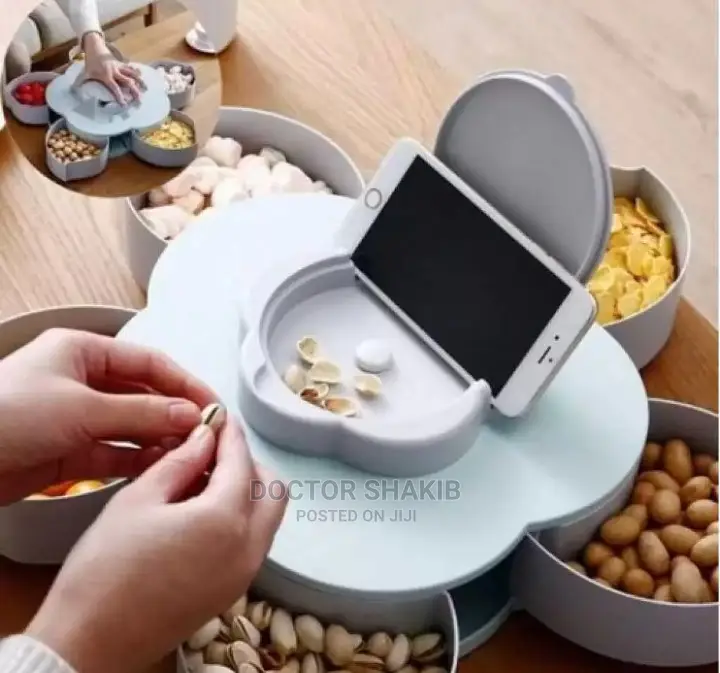 Rotating Snack Box