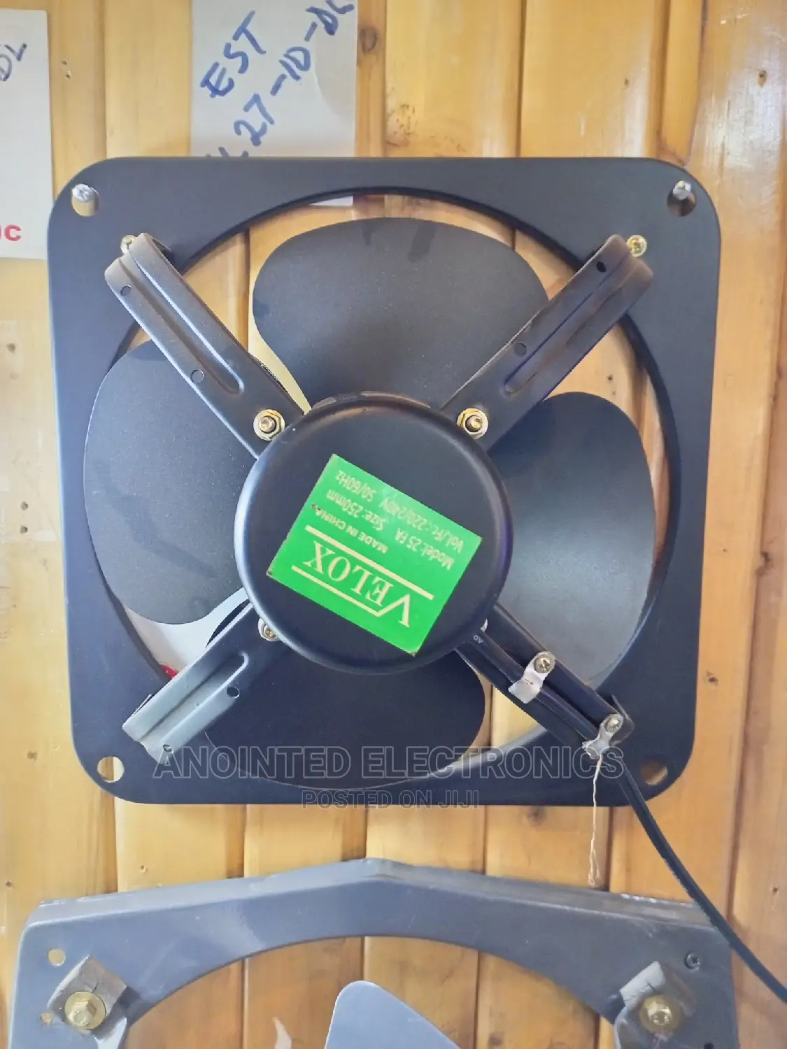 16" Exhaust Fans