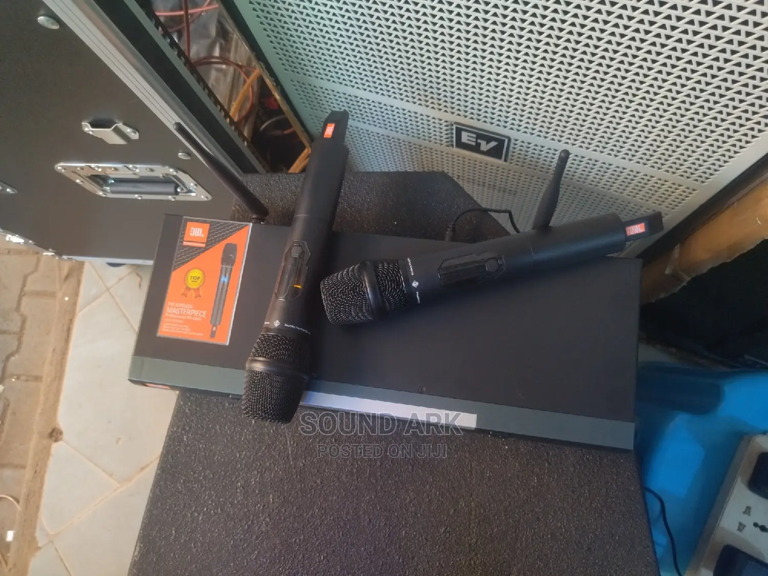 JBL Wireless Microphone