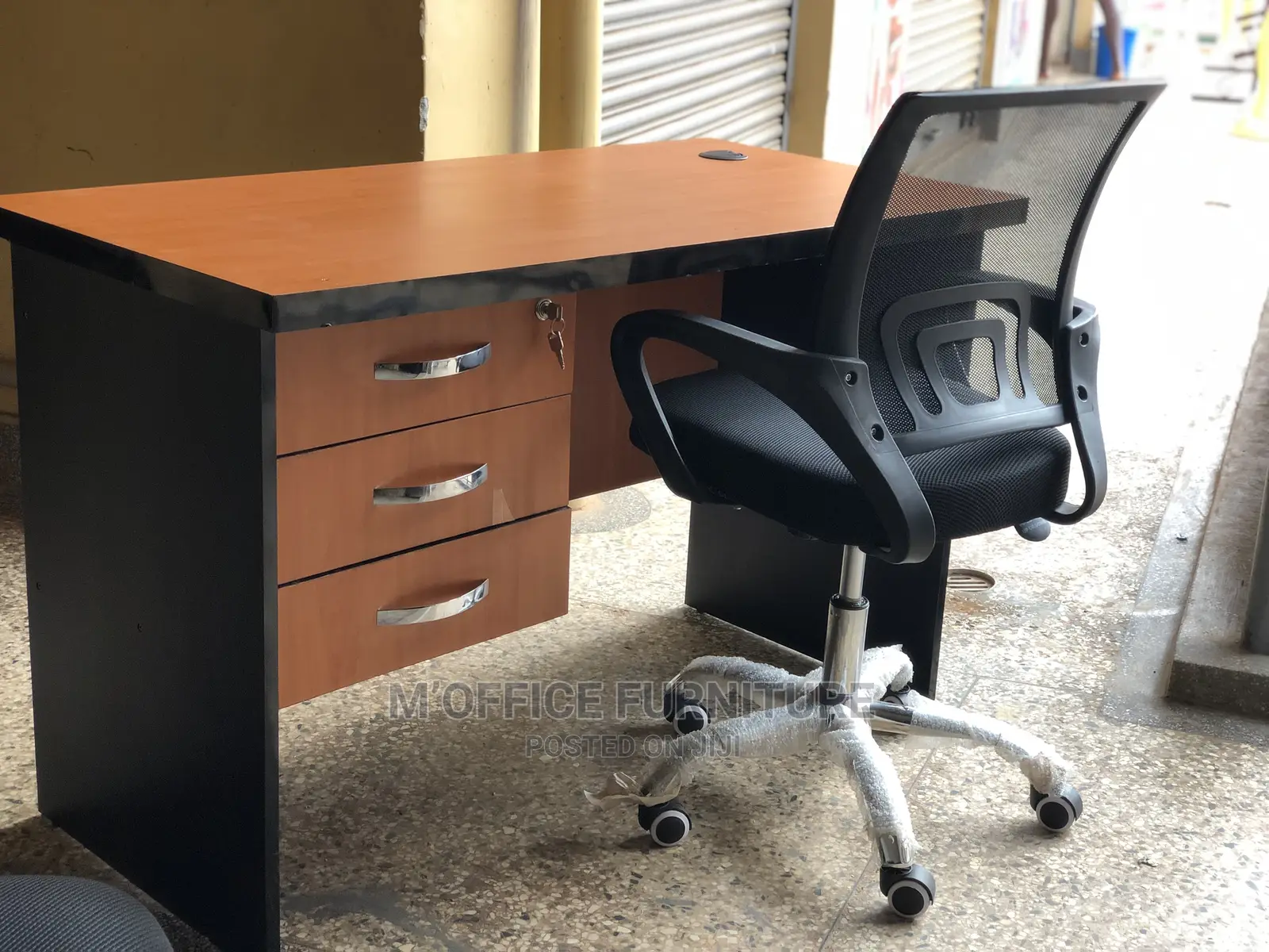 Brand New Office Set(Chair and Desk)
