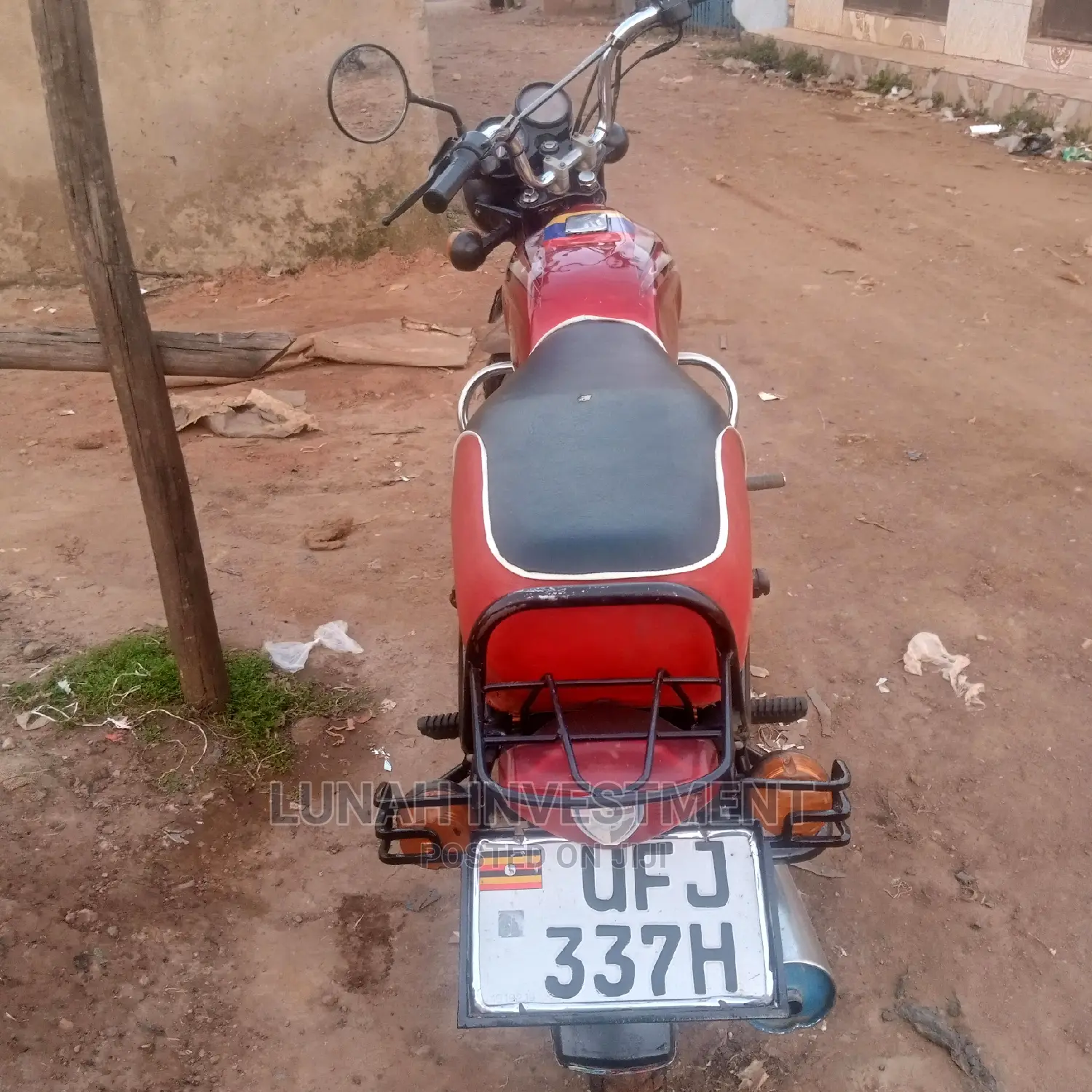 Bajaj Boxer 100 2022 Red