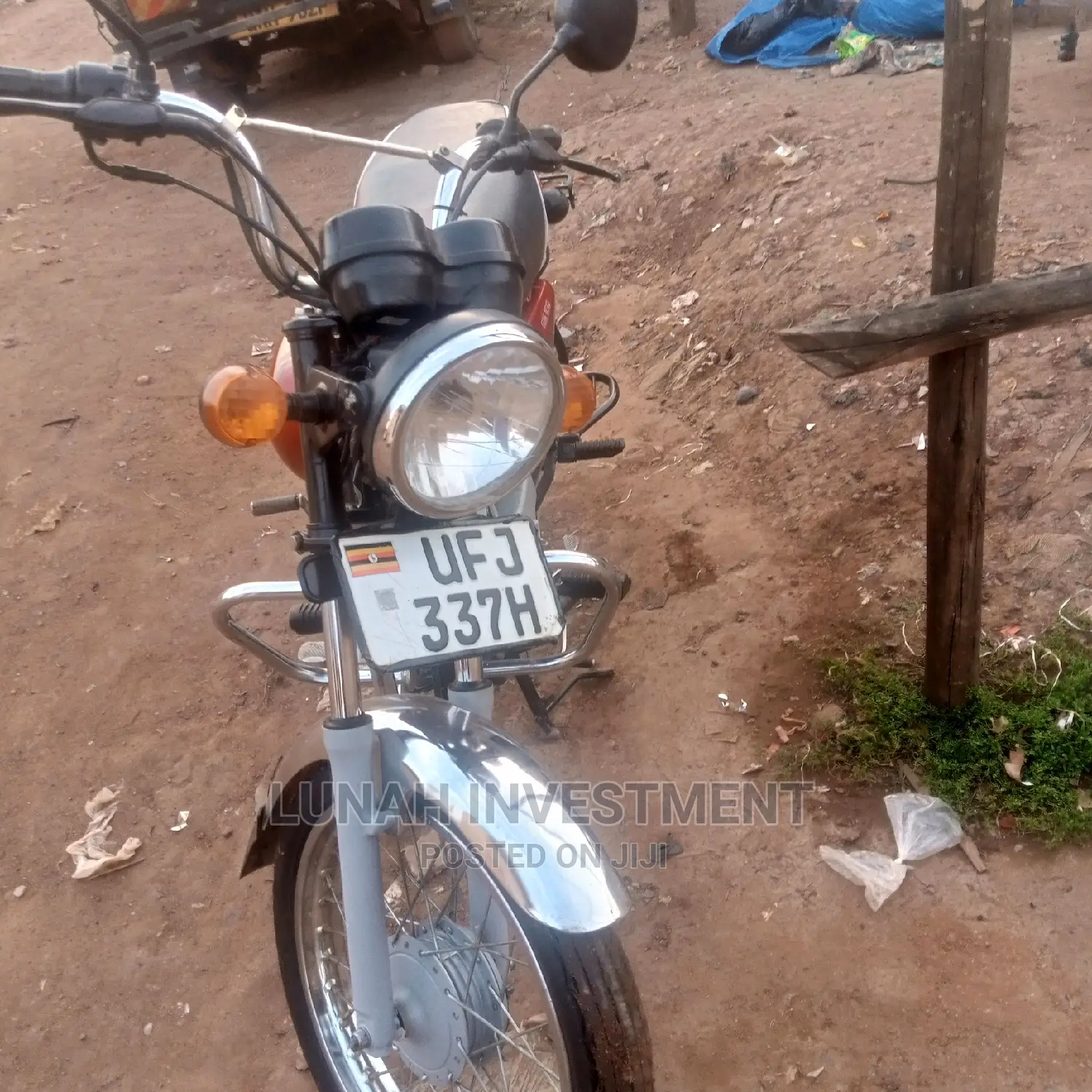Bajaj Boxer 100 2022 Red