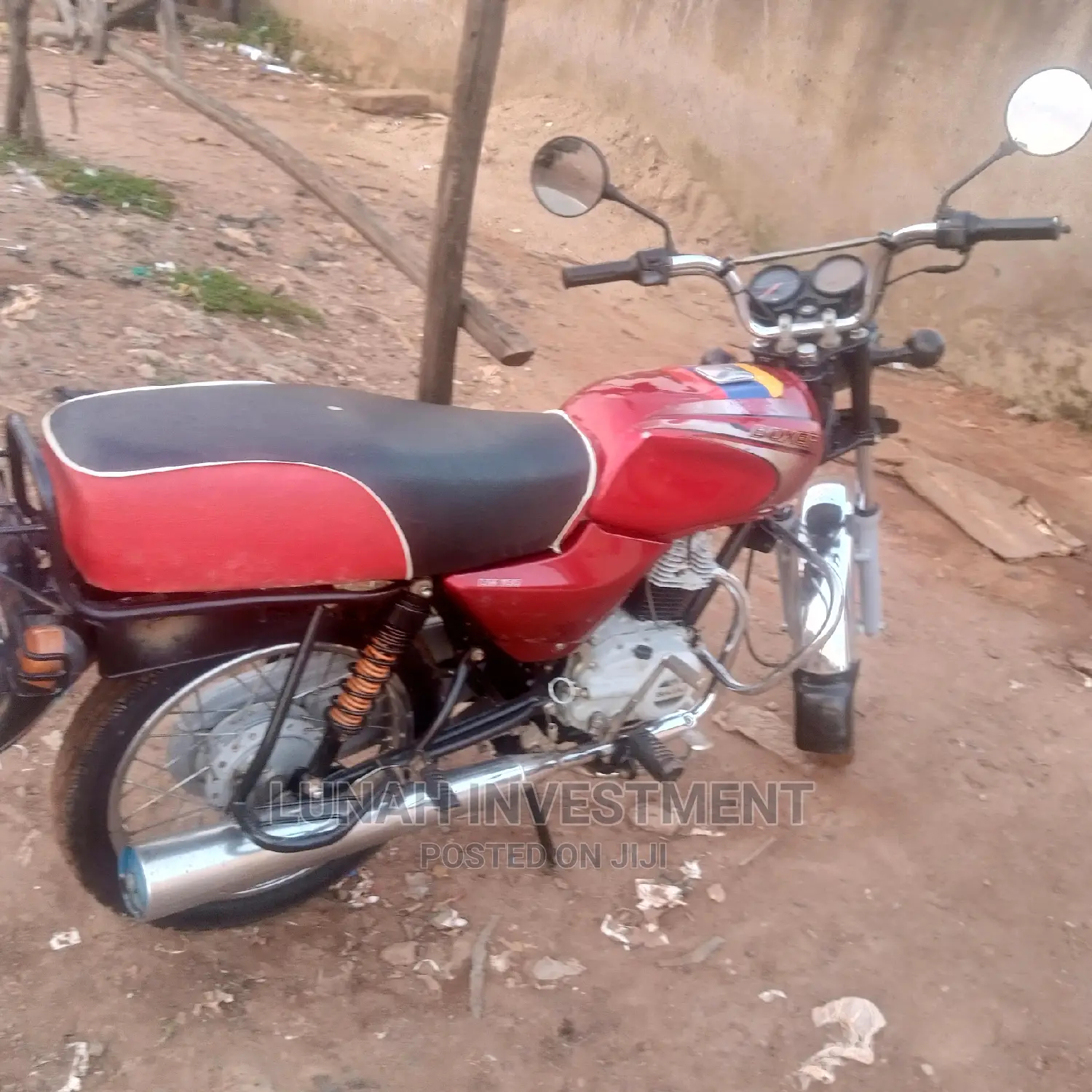 Bajaj Boxer 100 2022 Red
