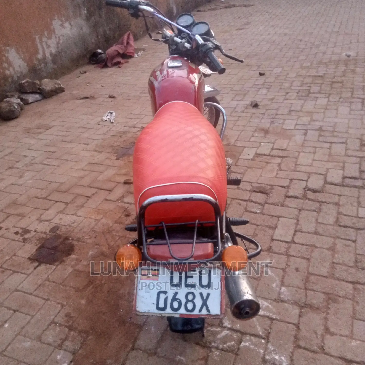 Bajaj Boxer 100 2020 Red