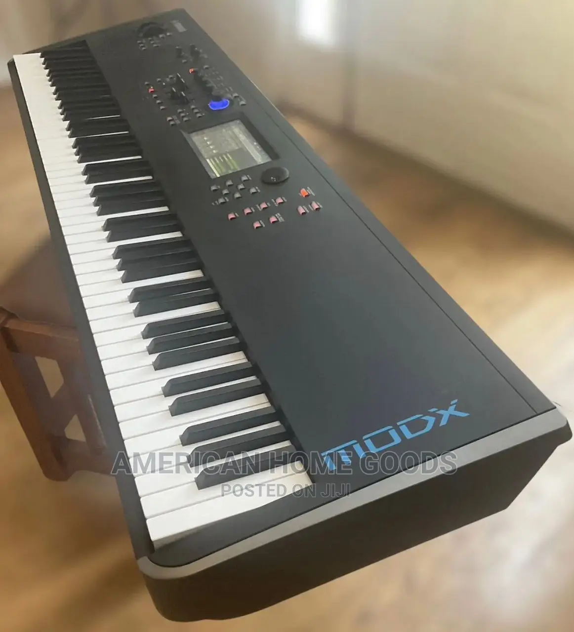 Yamaha MODX8, 88-Key Electronic Workstation Synthesizer Pian