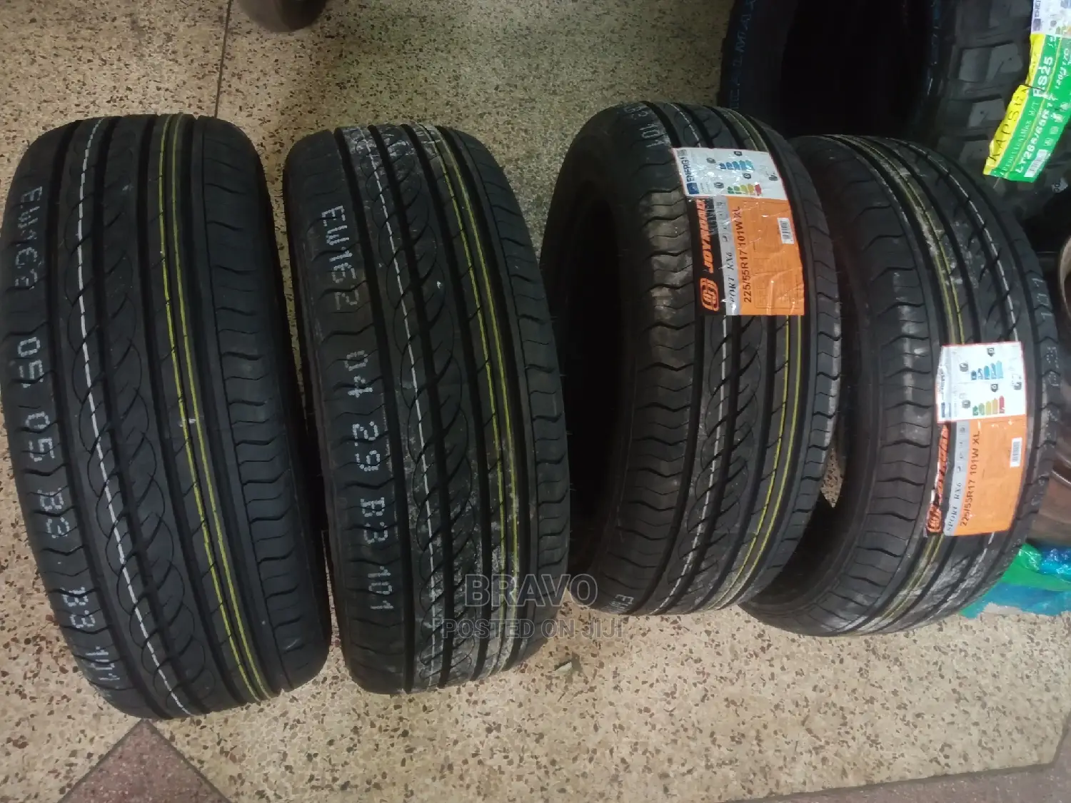 225/55r17 Joyroad Sport