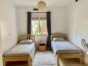 Furnished 2bdrm Chalet in Kololo Property, Central Division for rent