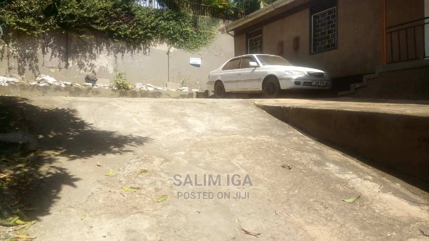 4bdrm Bungalow in Kololo Property, Central Division for rent
