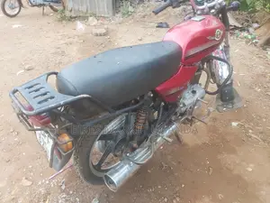 Bajaj Boxer 2021 Red