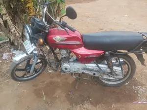 Bajaj Boxer 2021 Red