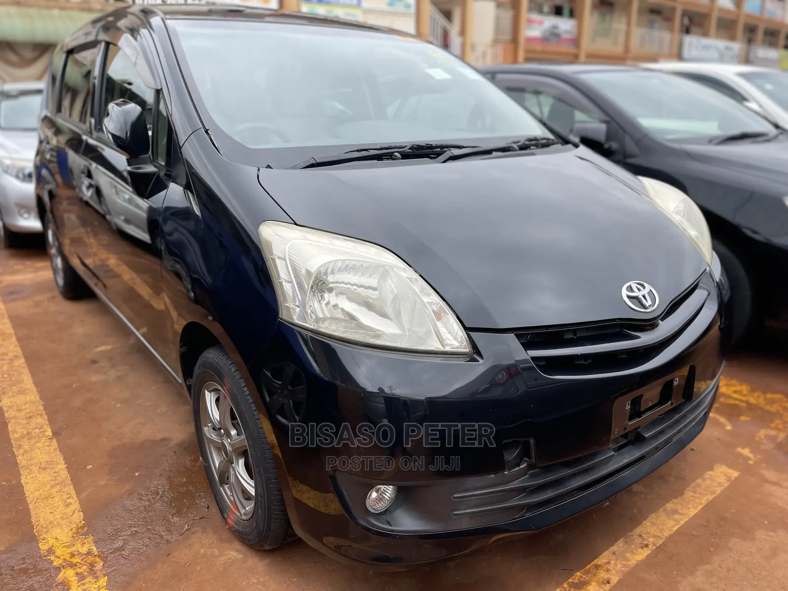 Toyota Passo Sette 1.5 AWD 2010 Black